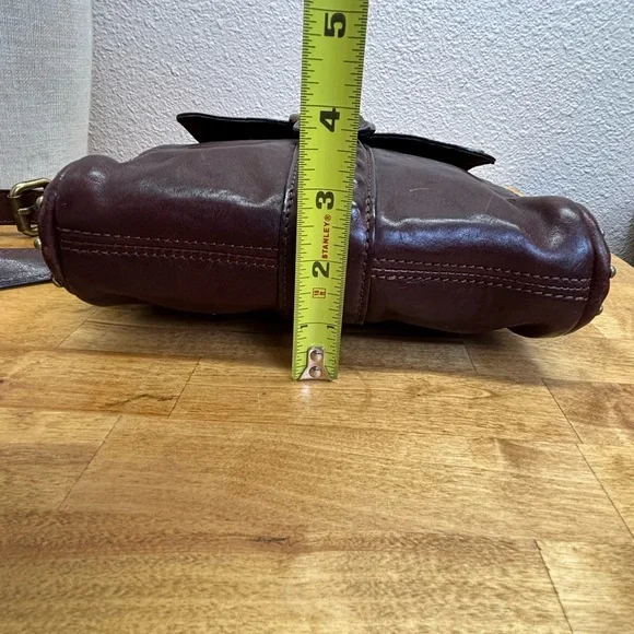 RARE Frye Studded Leather Crossbody Messenger Flap Bag Dark Brown - Picture 12 of 15